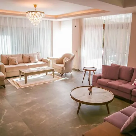 Alzuharia 5+1 Ozel Havuzlu Private Villa *